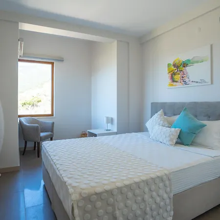 Hotel Marine