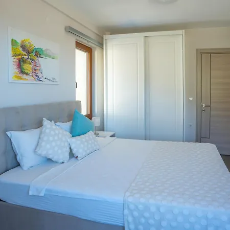 Marine Hotel 3*