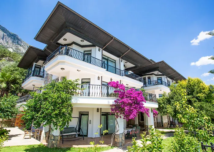 Отель Marine 4*