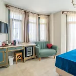 فندق مارين اكياكا