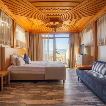 Hotel Marine